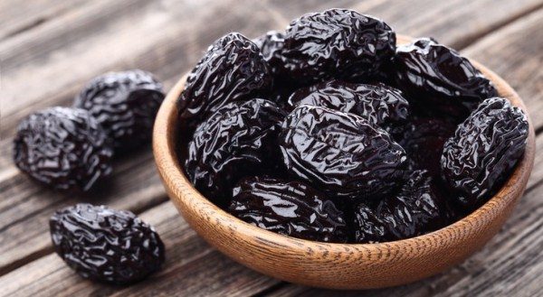  Les pruneaux sont plus nutritifs que les prunes fraîches.