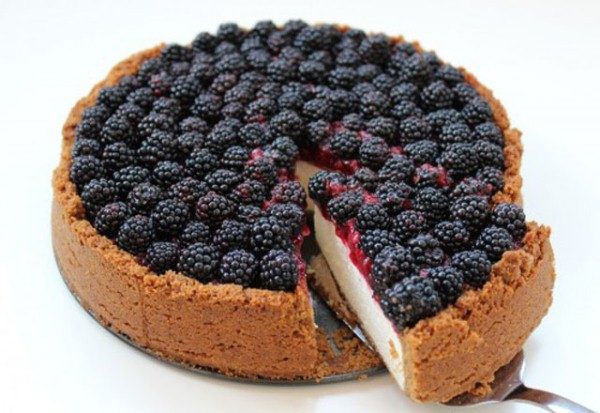  Brombeer-Sandwich-Kuchen