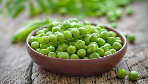  Das Essen von Erbsen in Lebensmitteln verhindert mögliche Hautkrankheiten und beseitigt viele dermatologische Probleme.